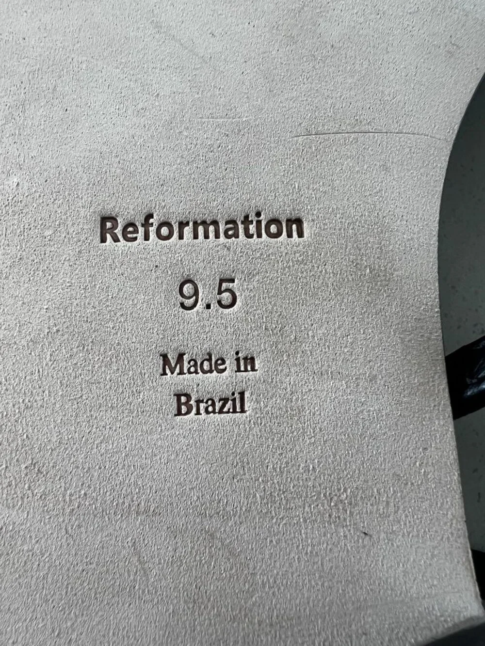 REFORMATION Cassandra BLACK LEATHER Flat Sandals flats size 9.5 NEW - Picture 7 of 7